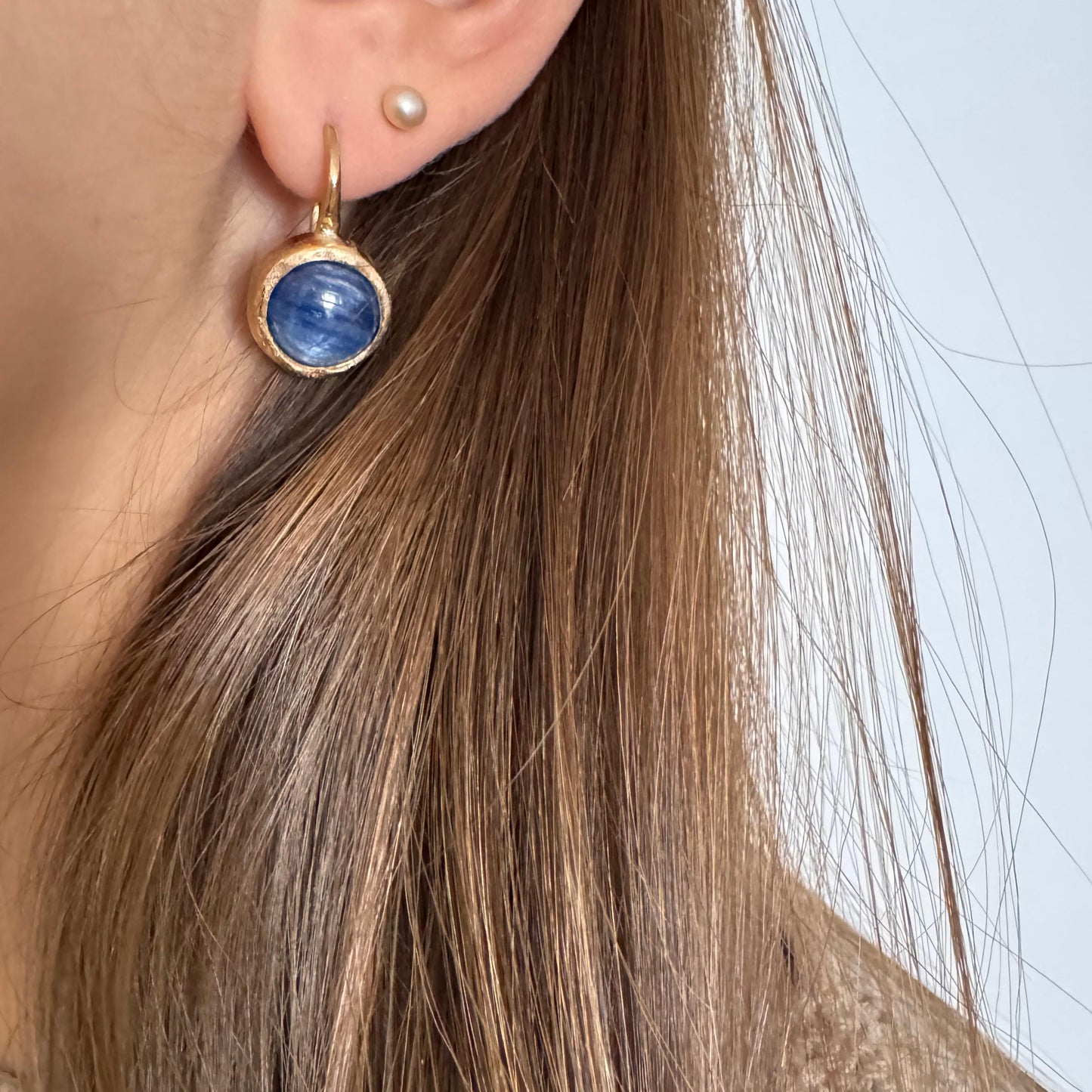 ORECCHINO ARENA CIANITE