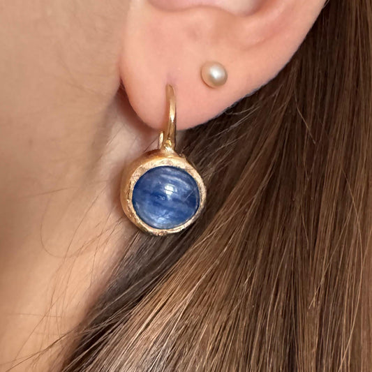 ORECCHINO ARENA CIANITE